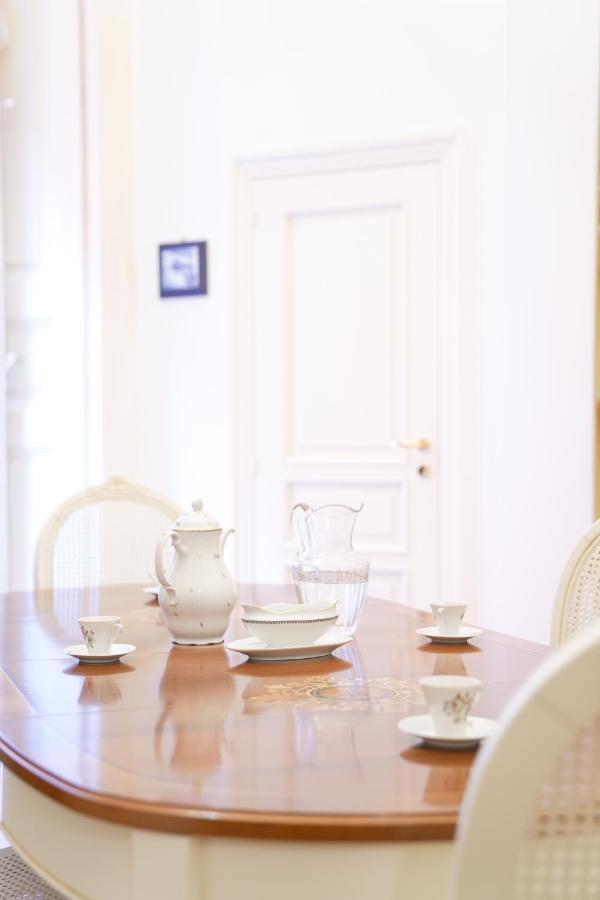 Casa Napoletana - Culture Apartment Napels Buitenkant foto