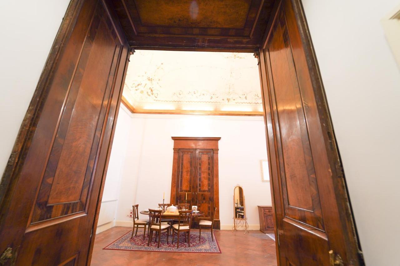 Casa Napoletana - Culture Apartment Napels Buitenkant foto