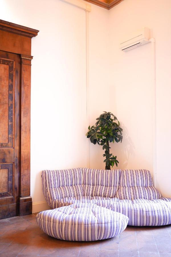 Casa Napoletana - Culture Apartment Napels Buitenkant foto