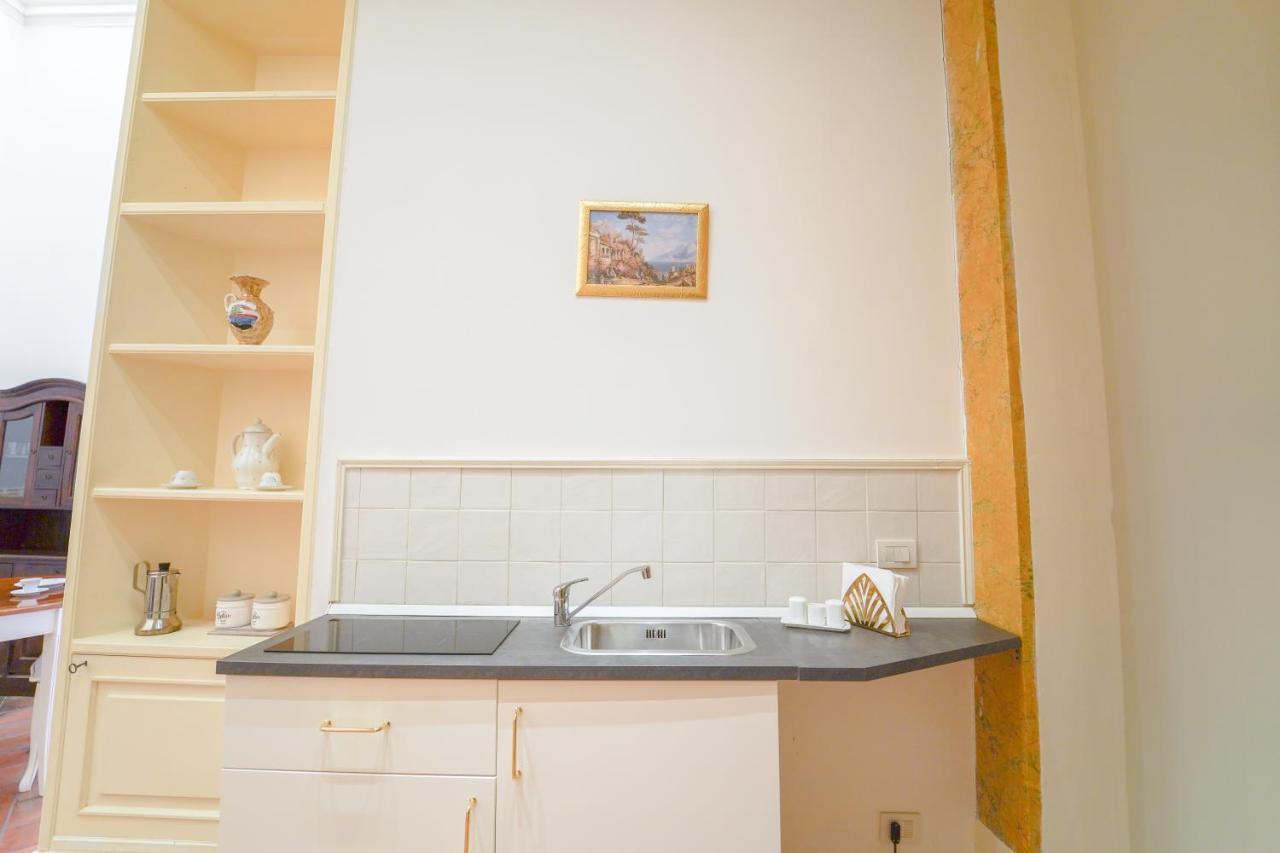 Casa Napoletana - Culture Apartment Napels Buitenkant foto